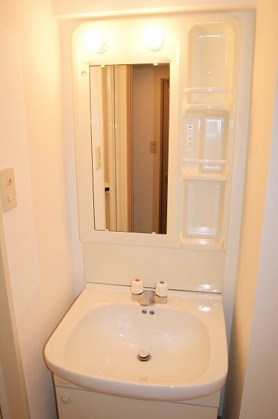 物件内観写真10　(洗面台)
