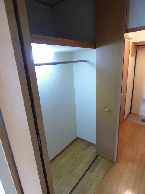 物件内観写真13　(収納もたっぷり♪)