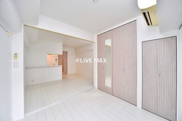 居室(※写真と異なる場合は現状優先。)