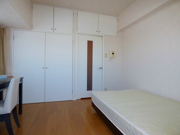 居室(※写真と異なる場合は現状優先。)