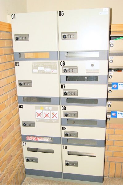 物件内観写真13　(宅配ボックス)