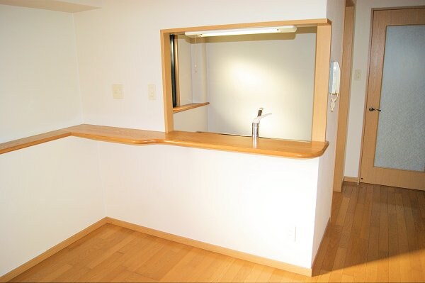 物件内観写真15　(カウンターキッチン)