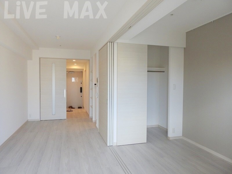 物件内観写真3　(※別室参考写真)