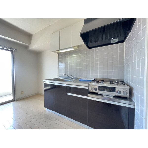 物件内観写真5　(※別号室参考写真)