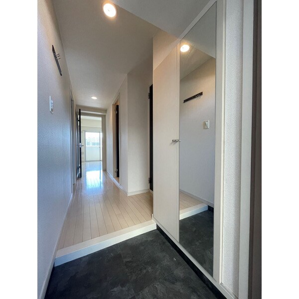 物件内観写真10　(※別号室参考写真)