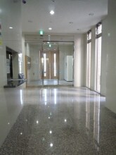 物件外観写真4　(エントランスも広くて綺麗です★)