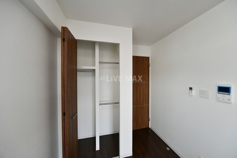 物件内観写真13　(※別号室参考写真)