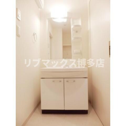 物件内観写真12　(シャンプードレッサー)