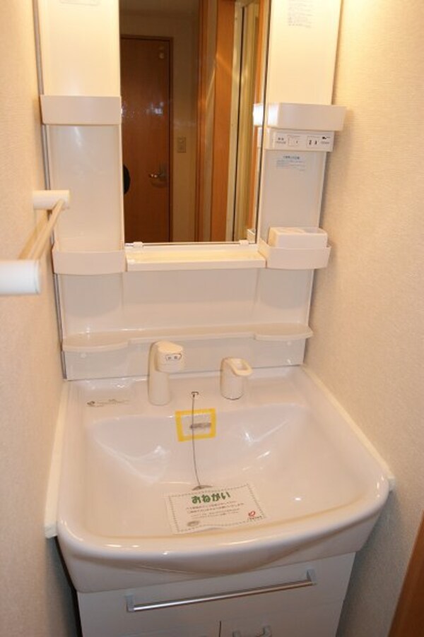 洗面・脱衣所(シャンプードレッサー)
