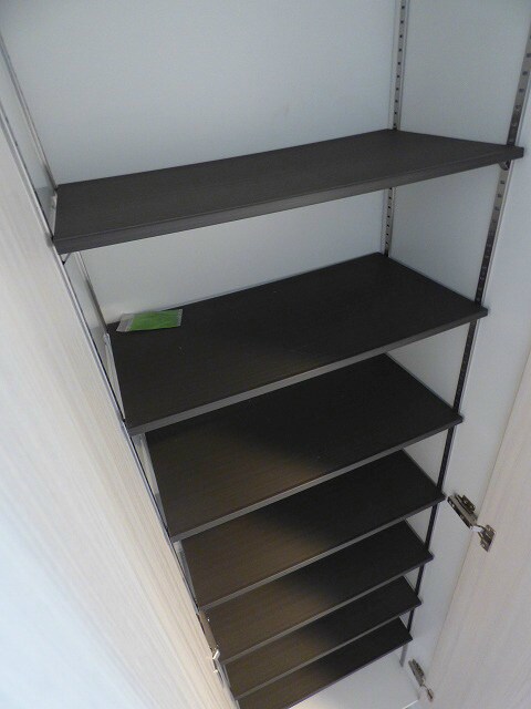 物件内観写真18　(シューズボックスも大きめです！)