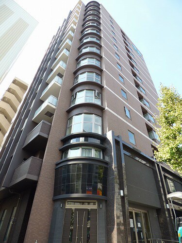 物件外観写真1　(オシャレで重厚感のある外観★)