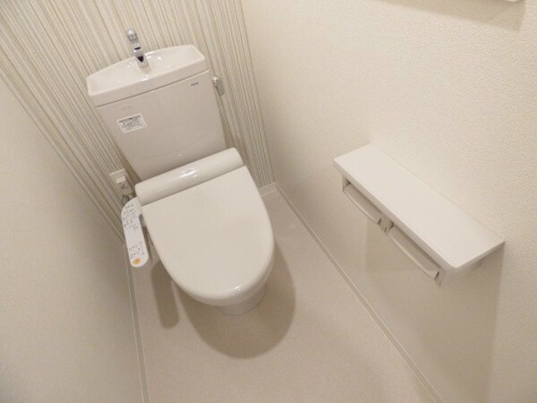 トイレ(人気設備のウォシュレット機能を標準装備★)