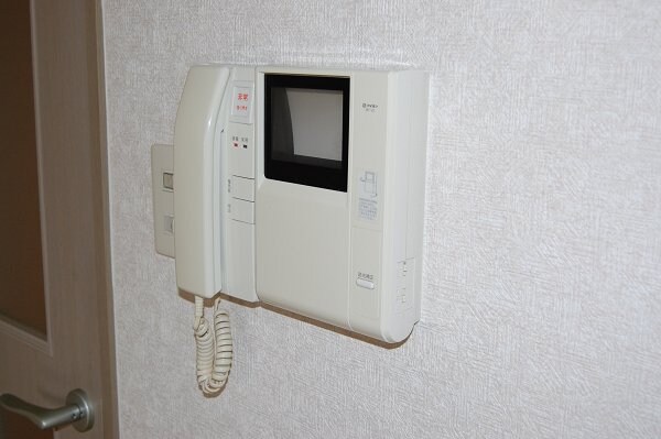 セキュリティ(モニタ付インターフォンなので安全！)