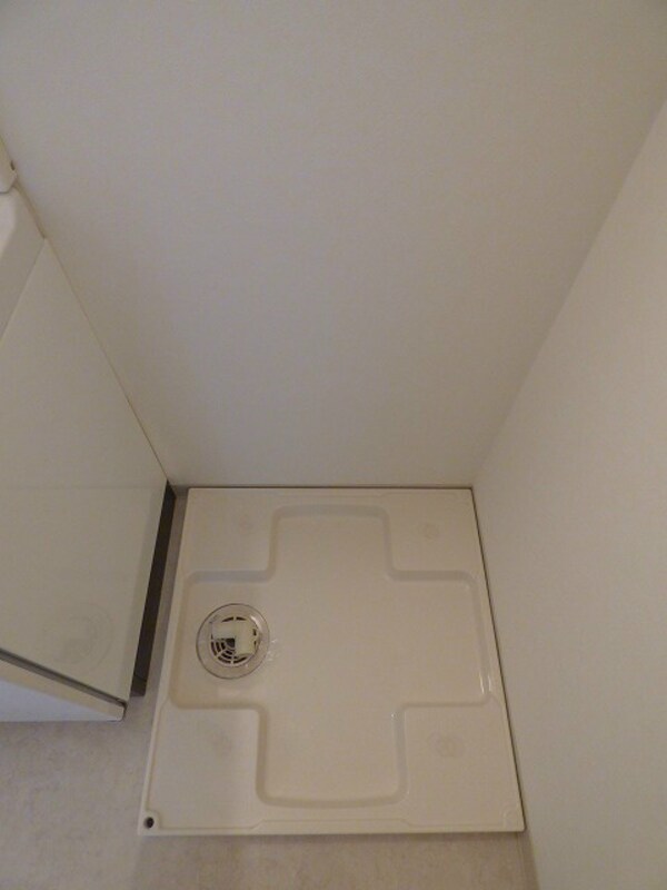 建物設備(室内洗濯機置場)