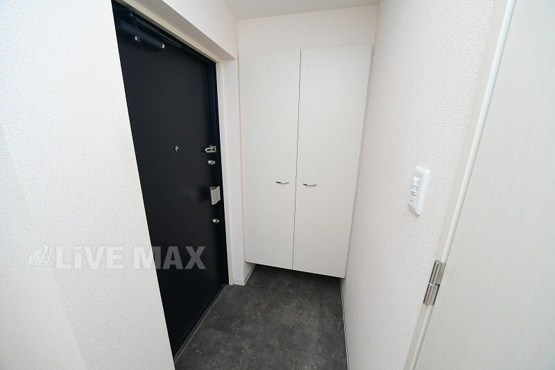 物件内観写真2　(※写真と異なる場合は現状優先。)