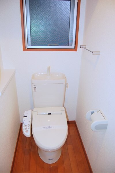 物件内観写真13　(ウォシュレット)