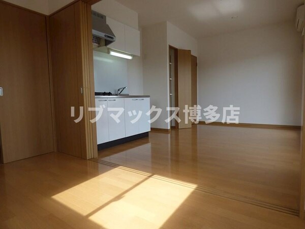 居室(※写真と異なる場合は現状優先。)