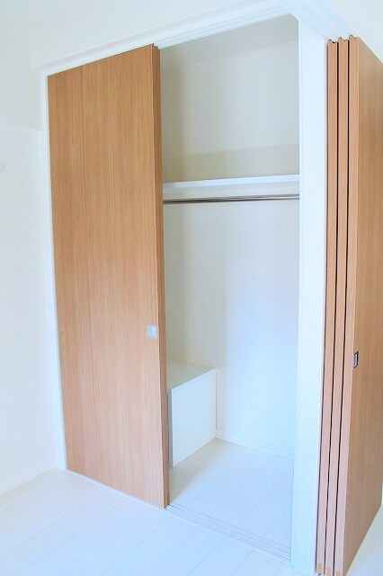 物件内観写真10　(クローゼット)