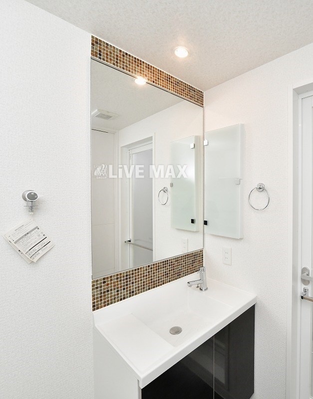 物件内観写真14　(オシャレな洗面台☆)