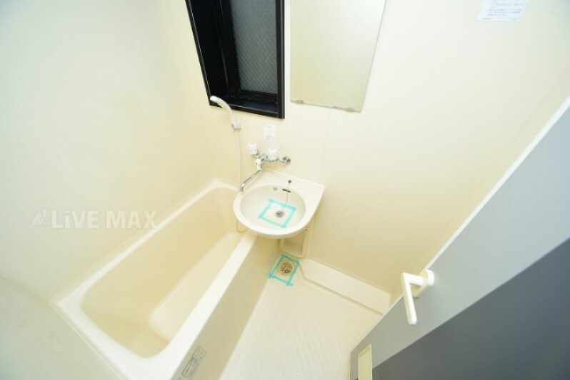 物件内観写真10　(※別号室参考写真※)