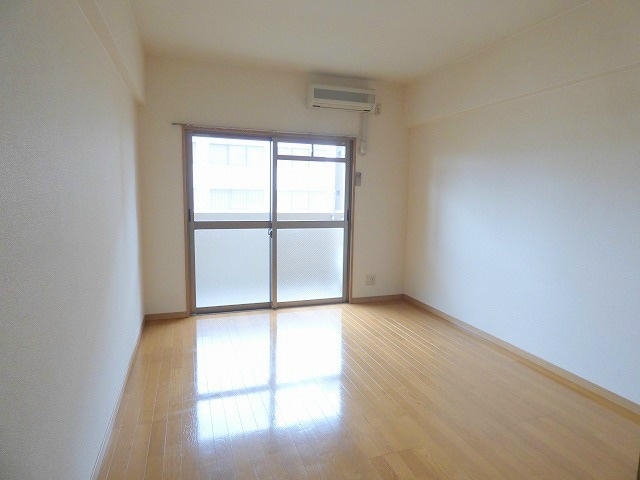 物件内観写真6　(広々としております★)