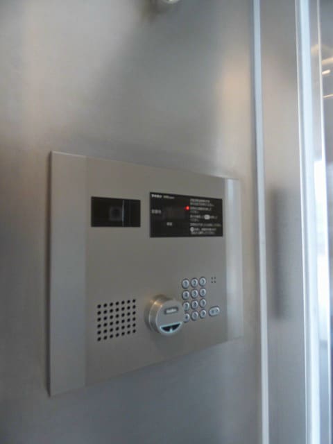 物件外観写真2　(セキュリティもございます)