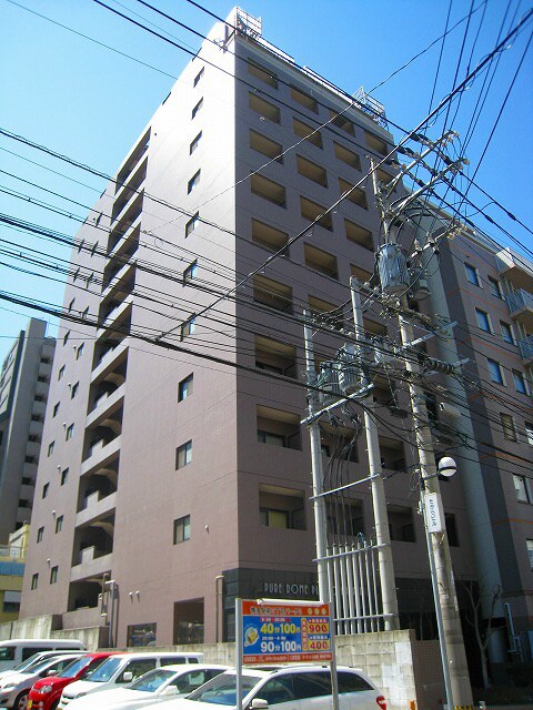 物件外観写真1　(重厚感のある分譲マンションです★)