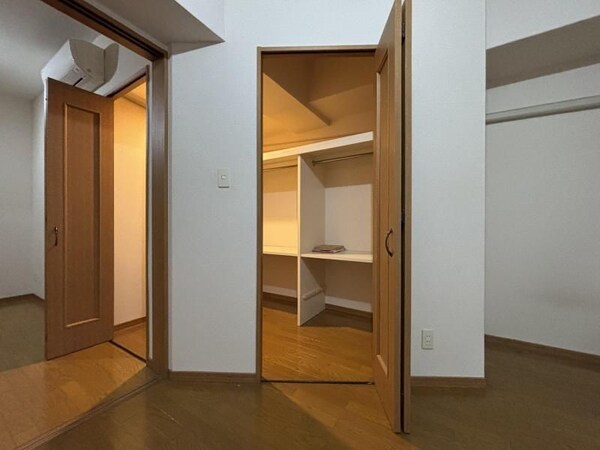 収納(※写真と異なる場合は現状優先。)