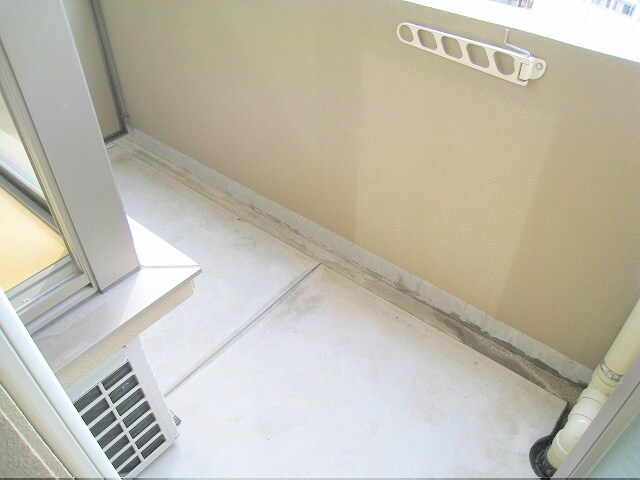 物件内観写真9　(バルコニー※写真と異なる場合現状優先)