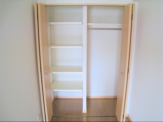 物件内観写真11　(クローゼット※写真と異なる場合現状優先)
