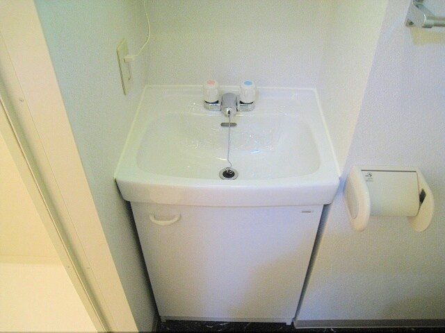 物件内観写真9　(※写真と異なる場合は現状優先。)