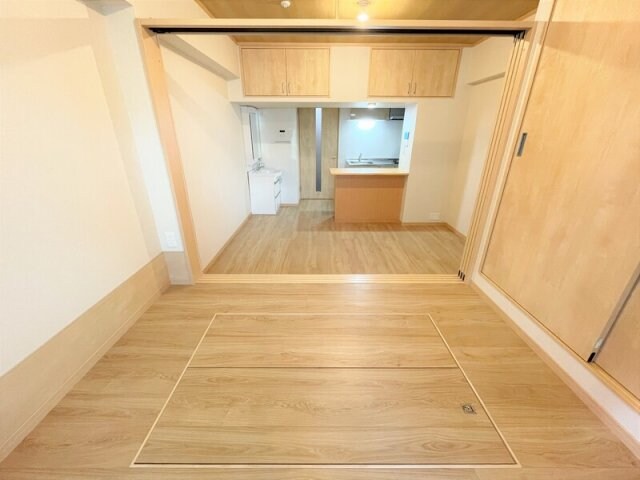 物件内観写真2　(※別号室参考写真※)