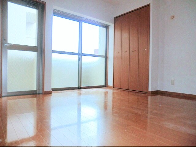 物件内観写真3　(※写真と異なる場合は現状優先。)