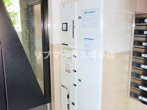 建物設備(宅配BOX)