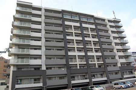 プレステージ東比恵外観写真