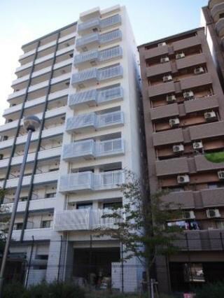 物件外観写真1　(白貴重のおしゃれな外観☆)