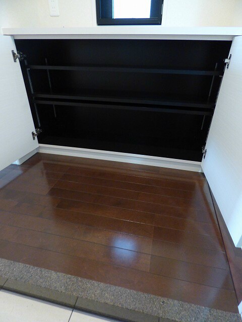 物件内観写真4　(※写真と異なる場合は現状優先。)