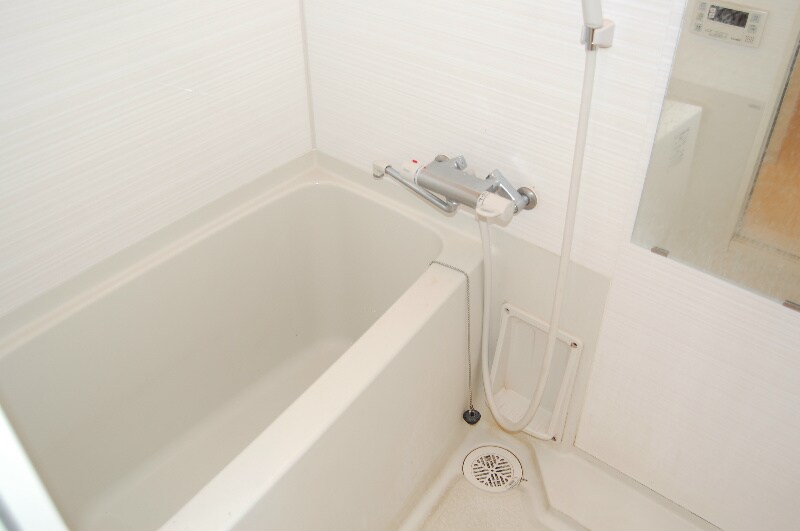 物件内観写真9　(機能的なバスルーム)