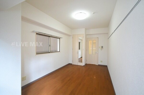 居室(※写真と異なる場合は現状優先。)