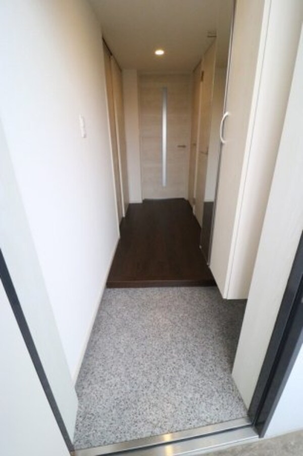 玄関(※写真と異なる場合は現状優先)