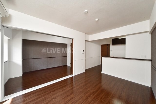 物件内観写真8　(リビング☆)