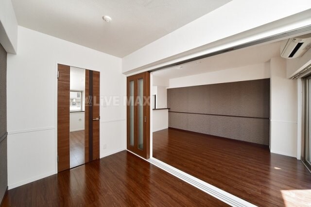 物件内観写真10　(出窓あり☆)