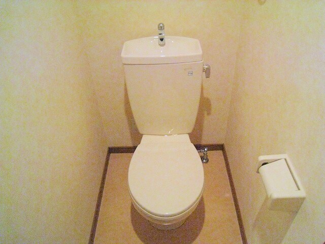 物件内観写真13　(トイレ)