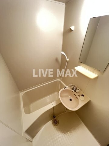 物件内観写真8　(※別号室参考写真※)