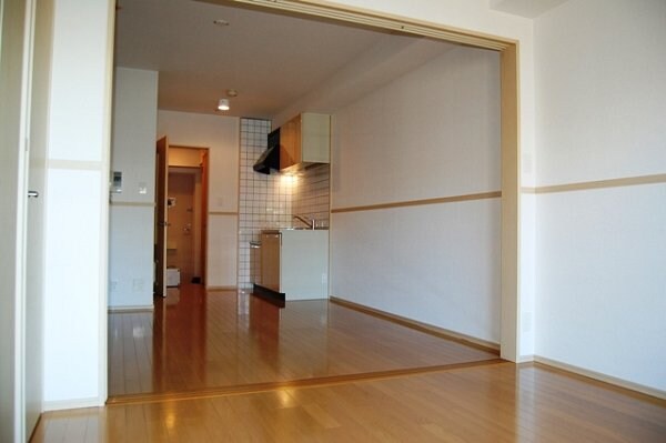 寝室(※写真と異なる場合現状優先。)