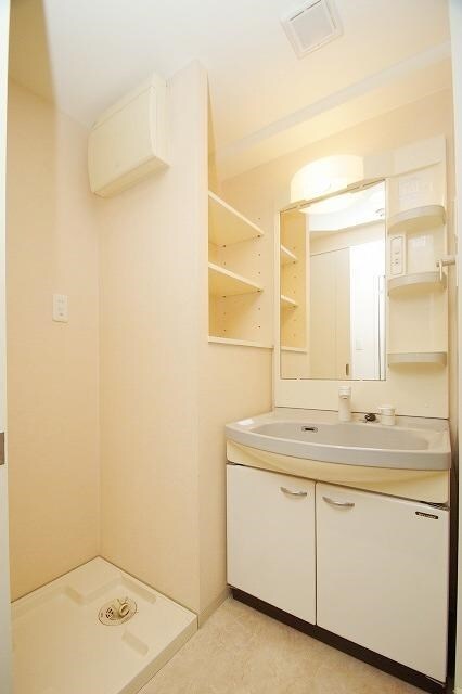 物件内観写真8　(※写真と異なる場合は現状優先。)