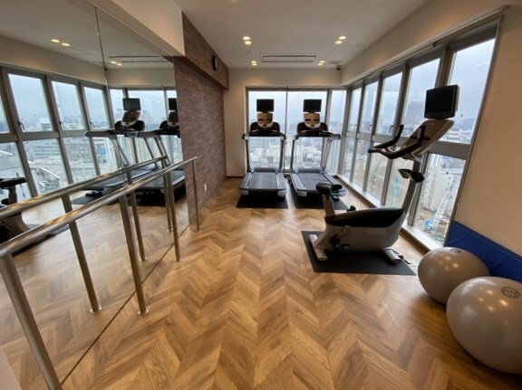 物件内観写真16　(最上階フィットネスルーム)