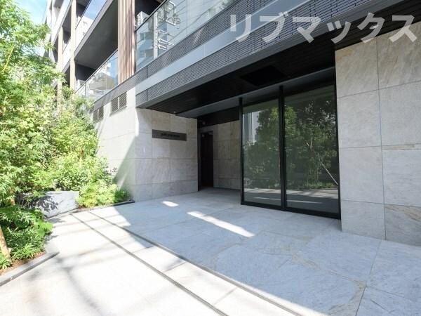 エントランス(弊社は全物件仲介手数料半月分でご紹介可能です。)