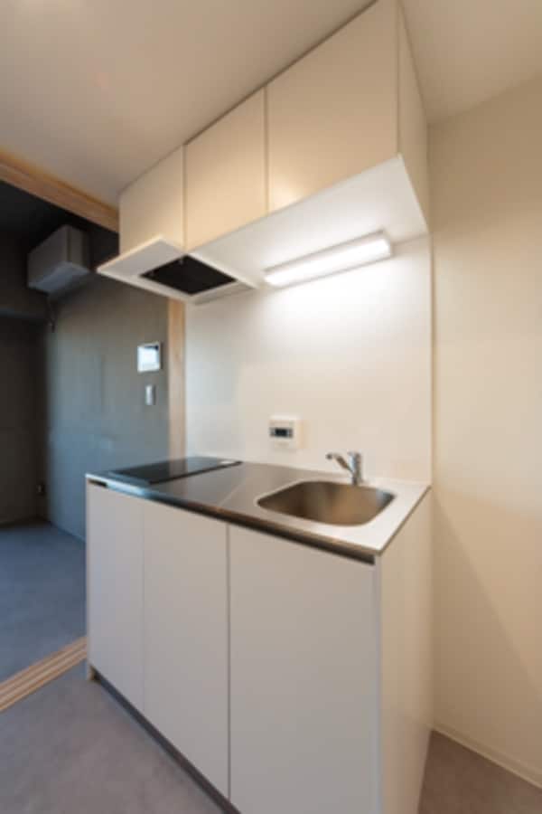 キッチン(※同じ間取り別号室参考写真
　サブスク対象住戸（家具家電付き)