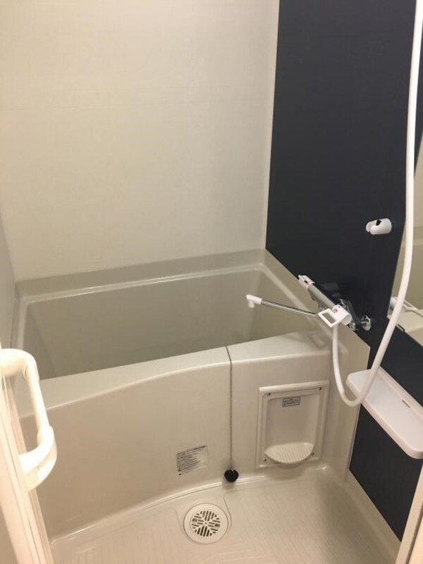 浴室(弊社は全物件仲介手数料半月分でご紹介可能です。)
